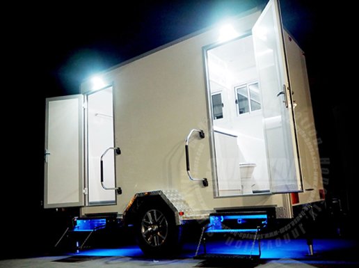 Toilet Trailer 2