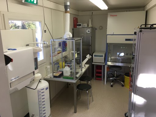  Inside mobile lab