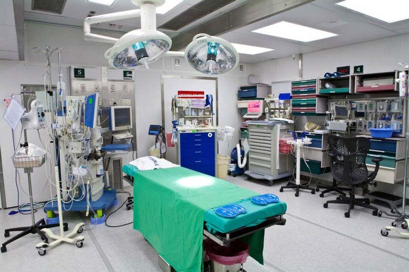 Mobile surgical unit