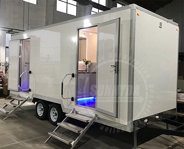 luxury bathroom trailer