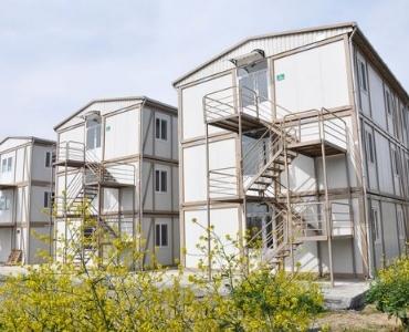 Cheap demountable building